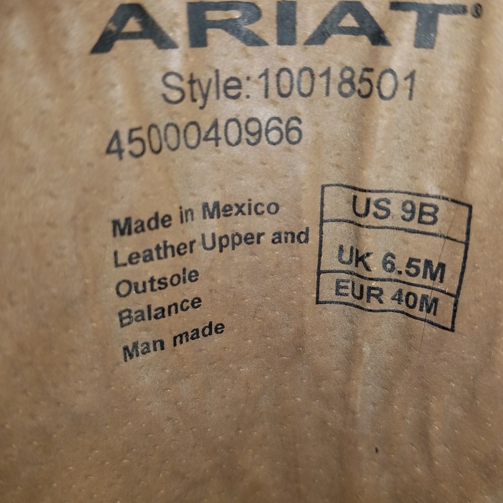 Ariat Ladies size 9 boots